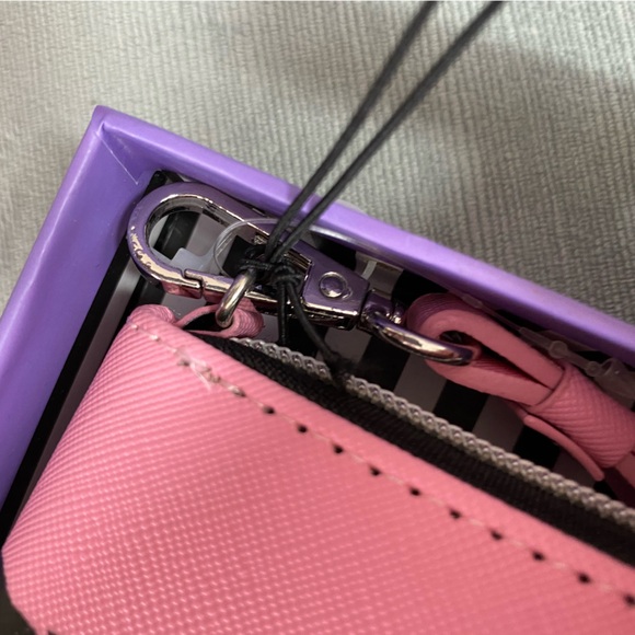 NWT Mark Tetro wristlet wallet in box. Pink wallet with yorkie.6“ x 4.5“ x 1.5“. - Picture 14 of 16